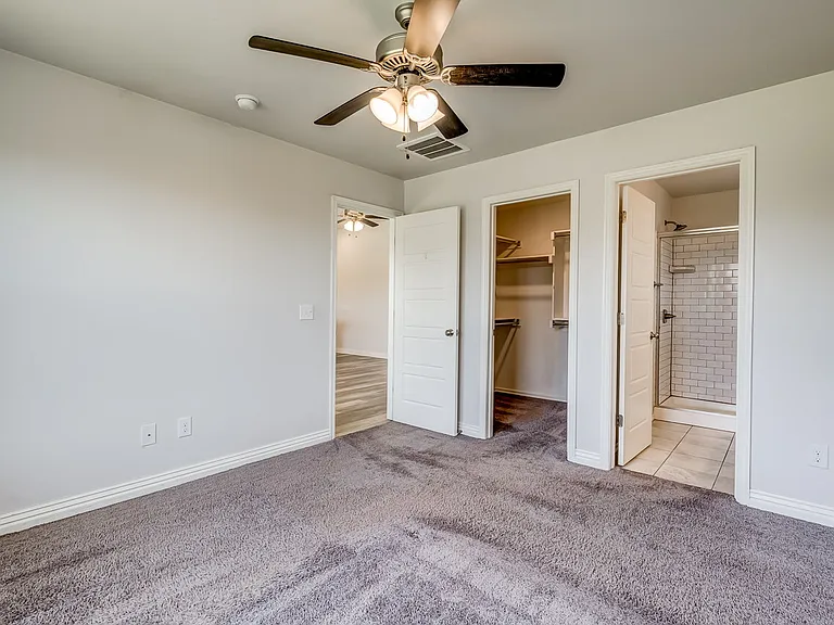 4323 W Country Club Dr — Photo 12
