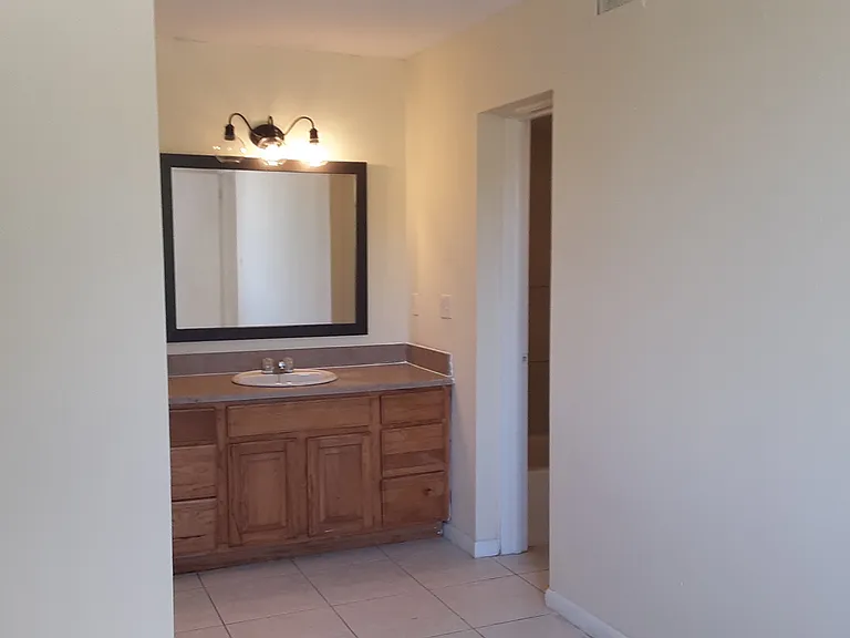 1063 Encourte Grn — Photo 18