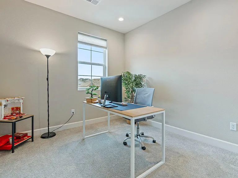 2813 Thistle Pine Ct — Photo 36