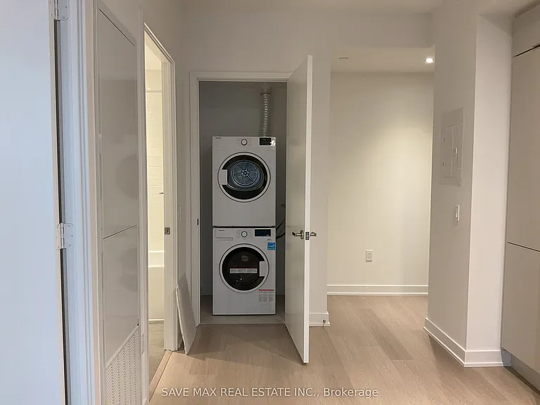 448 Burnhamthorpe Rd W #1312 — Photo 7