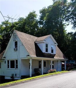 305 Rosemont Ave, Johnston, RI, 02919
