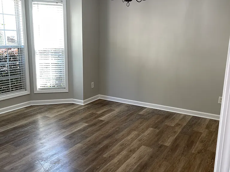 166 Rosemont Ct — Photo 3