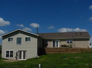 1703 94th Pl, Knoxville, IA 50138