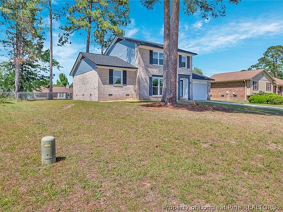 3rd image of 7586 Fox Fern Dr