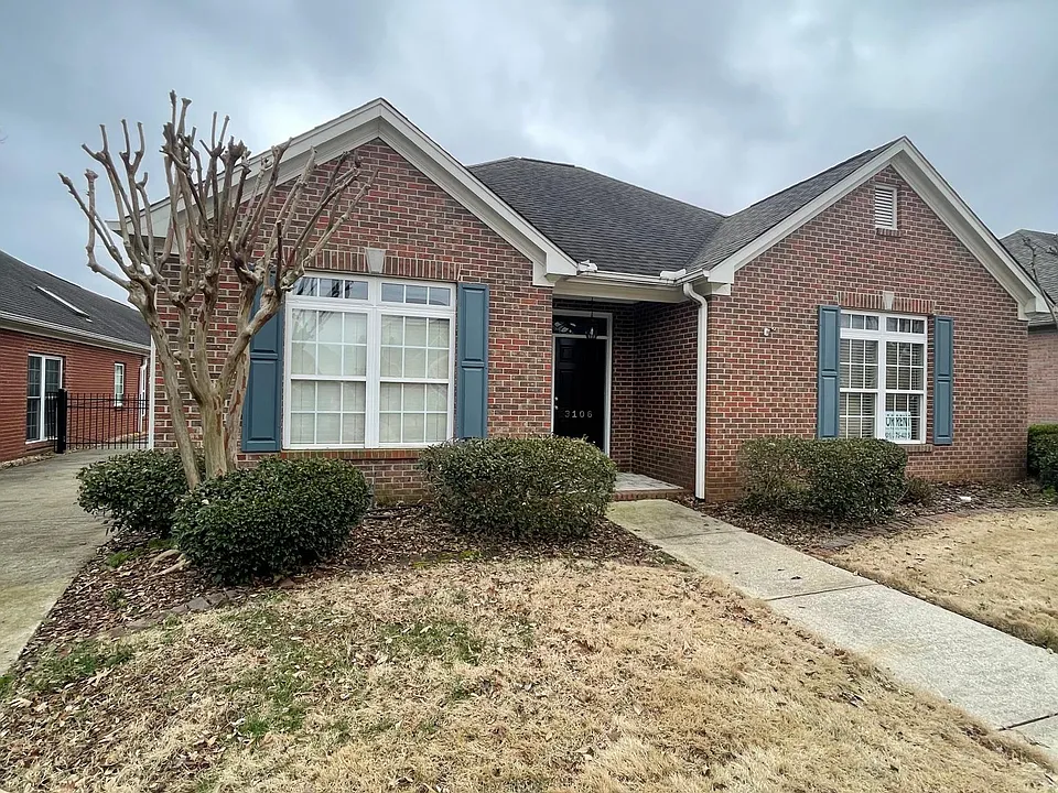 3106 Shoreway Cir SE