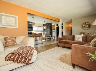 1337 S Bahnson Ave, Sioux Falls, SD 57103