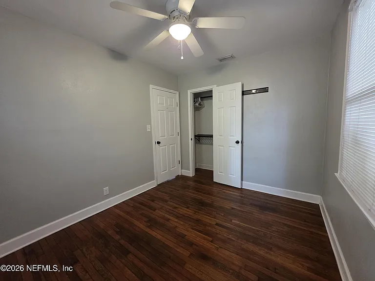 3353 Dellwood Ave — Photo 8