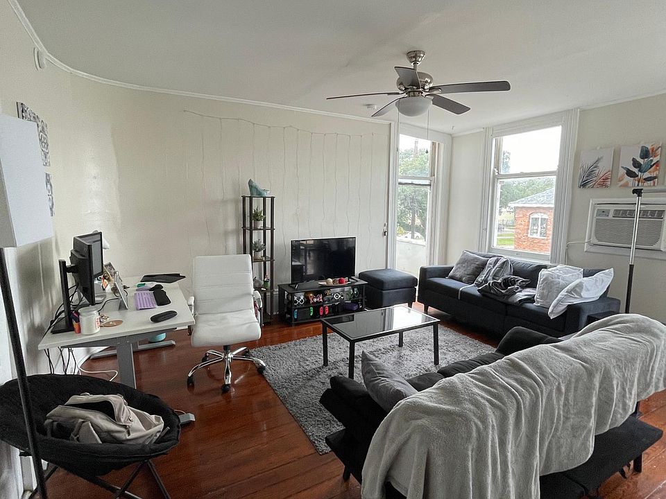 1st image of 1737 Napoleon Ave APT G