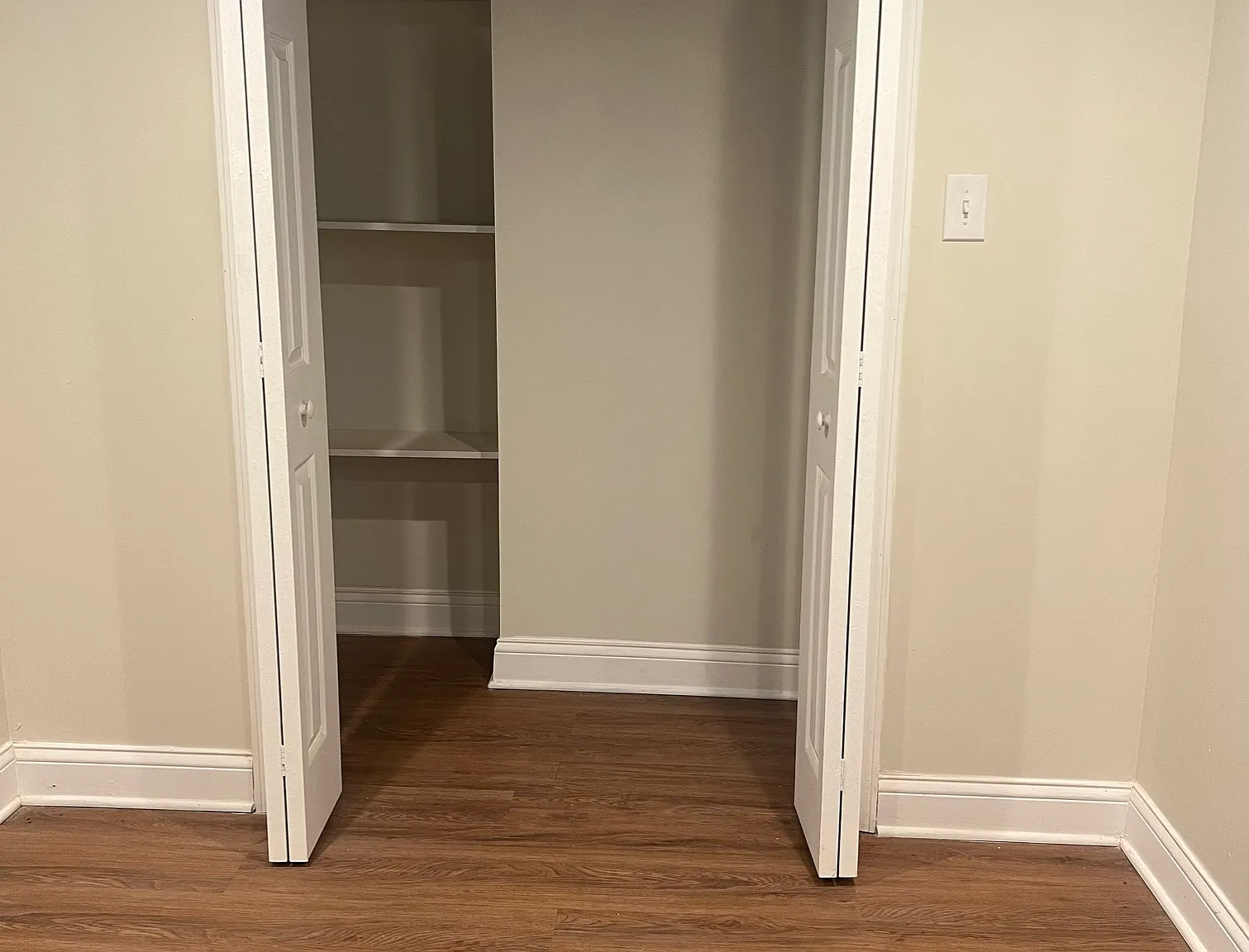 3 bed, 1400 sqft, $1,800 — Photo 3