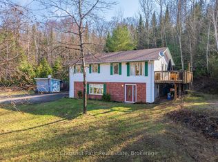 1895 Lone Pine Dr, Huntsville, ON P0B 1L0