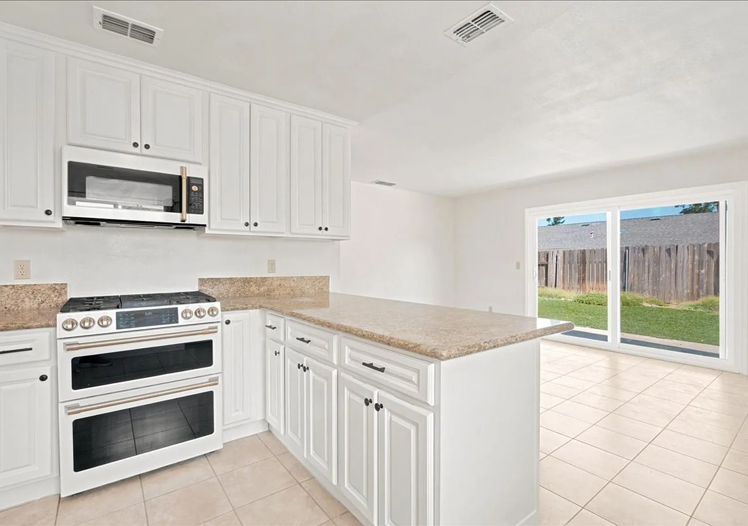 1379 San Juan Rd — Photo 2