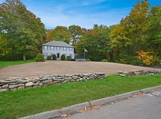 6 Glen Ct, Sutton, MA 01590