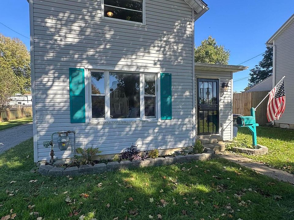 1st image of 539 E Walnut St