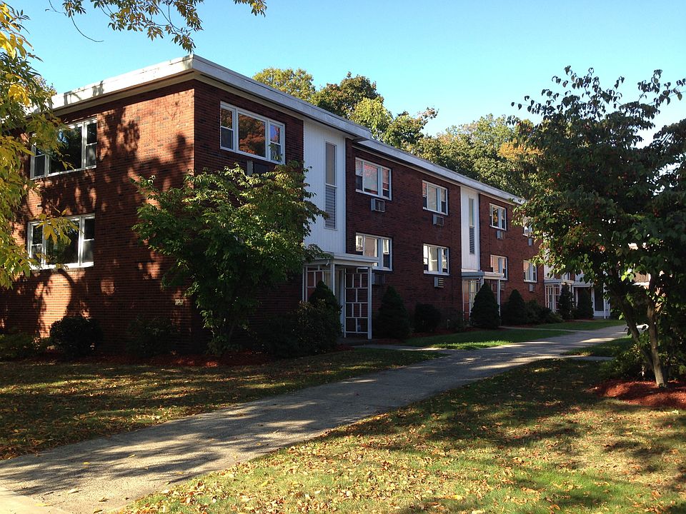 1st image of 574 Central Ave APT 3A