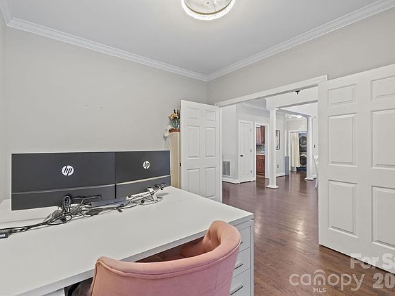 5th image of 7407 Balintoy Ln