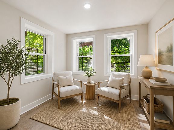 4th image of 6335 N Magnolia Ave #G