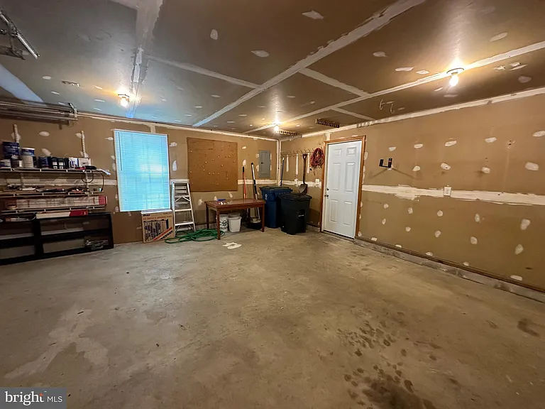 28405 Pinehurst Cir — Photo 27