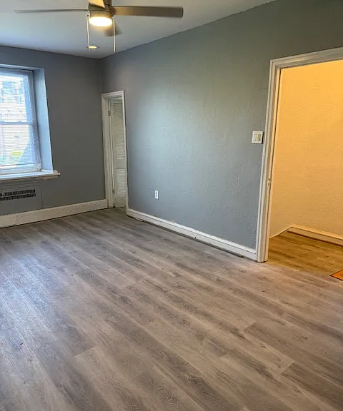 Living rm looking at the top of entrance stairs