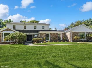 945 North Ave, Deerfield, IL 60015