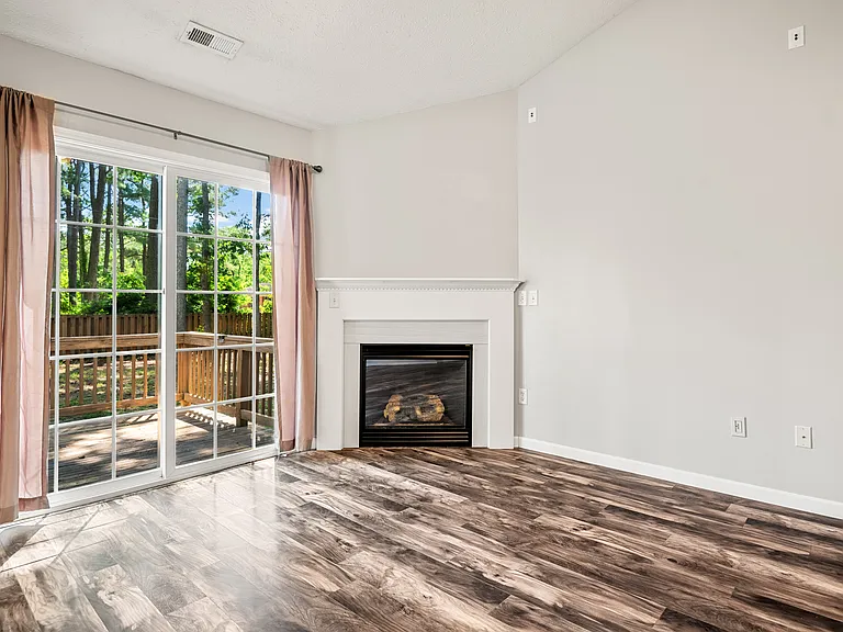 2099 Yacht Club Rd — Photo 10