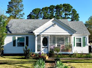 1906 Wilson St, New Bern, NC 28560