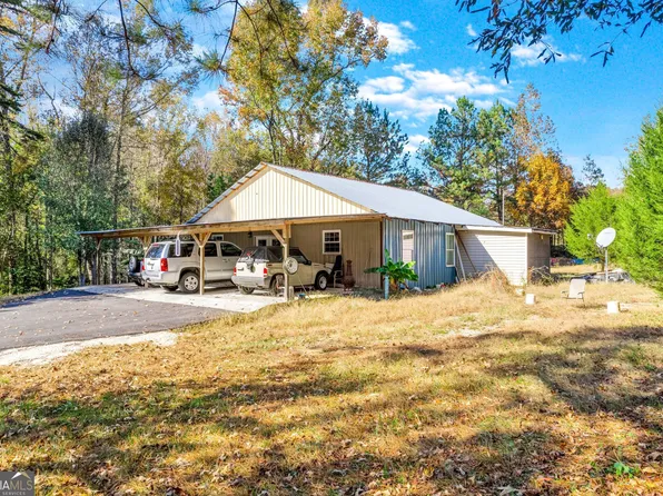 10 Paul Bryant Rd, Royston, GA 30662