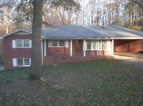 6197 Roy Ave SW, Mableton, GA