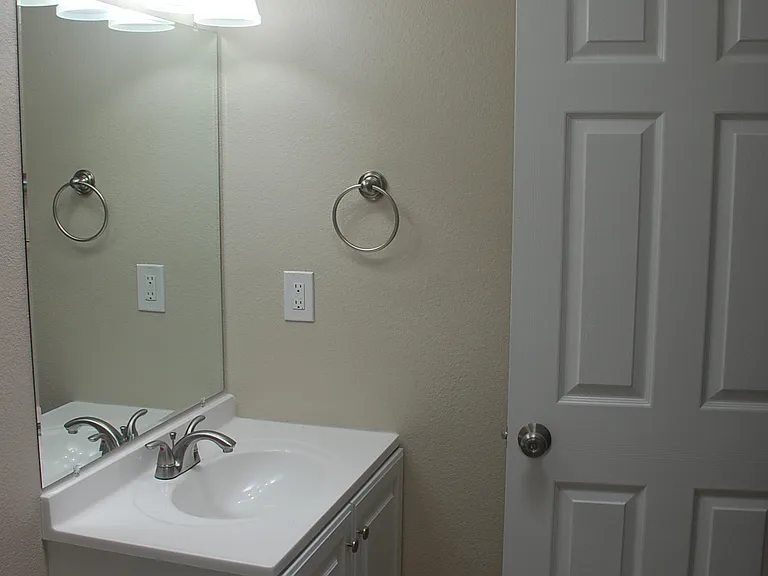 659 Reeves Pl SW — Photo 11