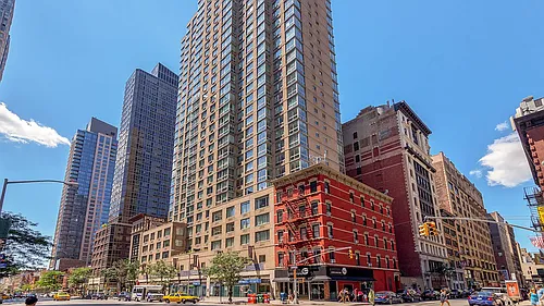 777 6th Ave #16F Photo 1