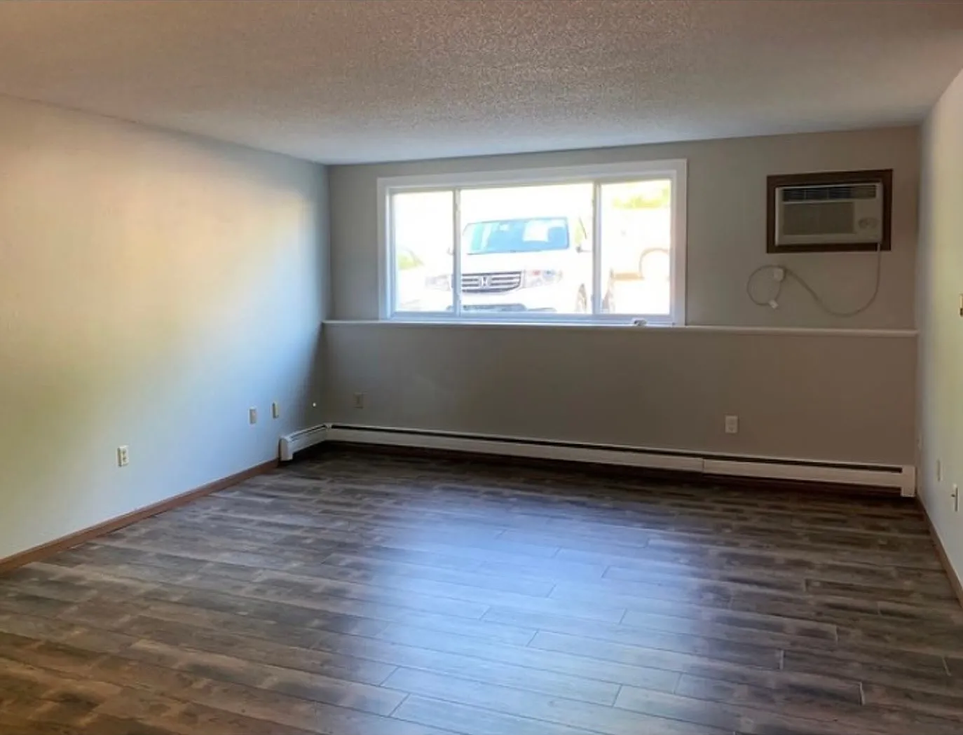 1019 5th Ave NW — Photo 3