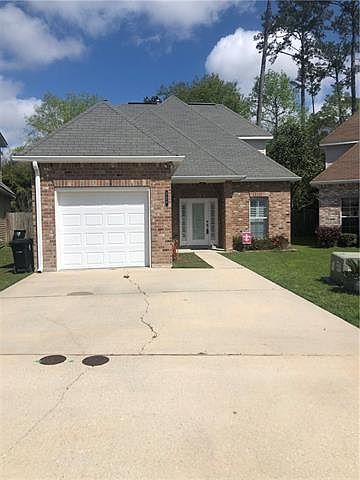 1st image of 224 Emerald Oaks Dr #18