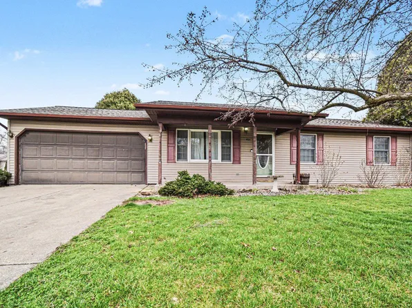 401 S Wheatland Dr, Goshen, IN 46526