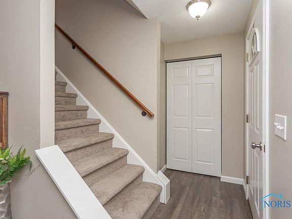 3rd image of 275 Southwood Dr