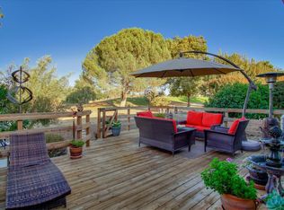 585 S Ridgemark Dr, Hollister, CA 95023