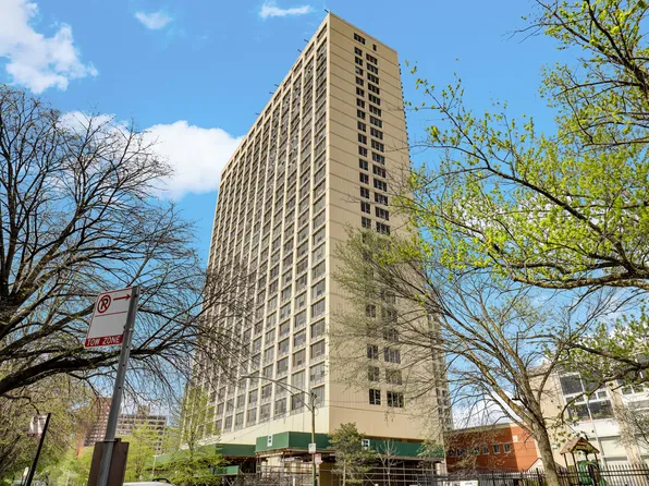 5201 S Cornell Ave APT 27D, Chicago, IL 60615