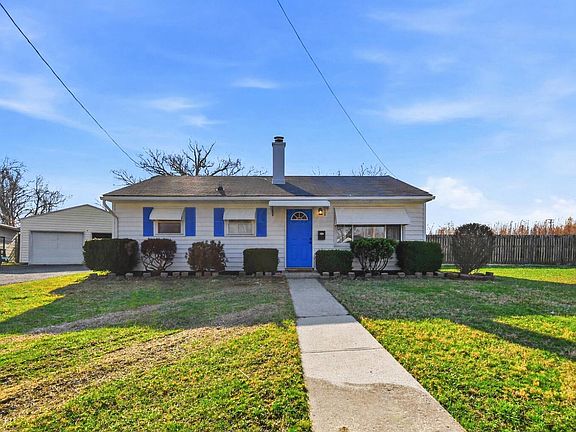 2nd image of 4 Poppy Pl