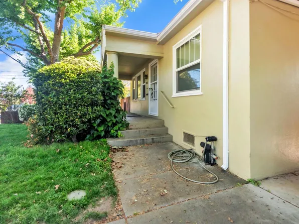 803 51st St, Sacramento, CA 95819