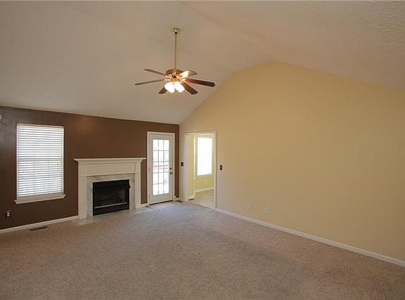 2nd image of 309 Cypress Glen Dr
