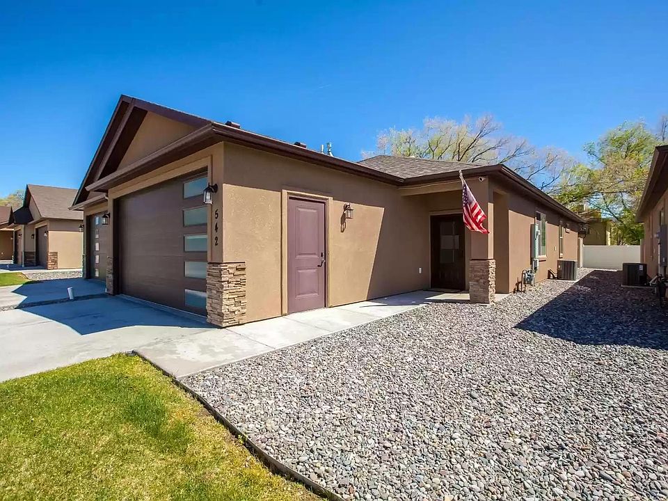 outside of Townhome