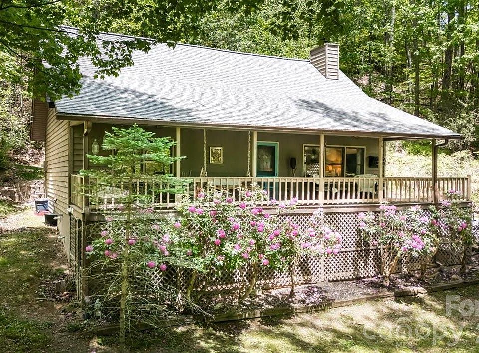 1st image of 61 Greer Way