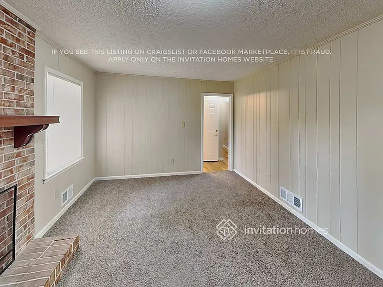 5676 Crestwood Dr — Photo 7