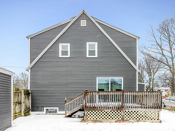 3rd image of 3130 Prospect Ave SE