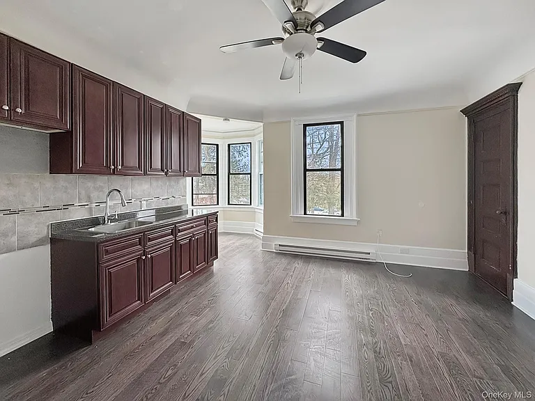 3604 Lexington Ave #5 — Photo 4