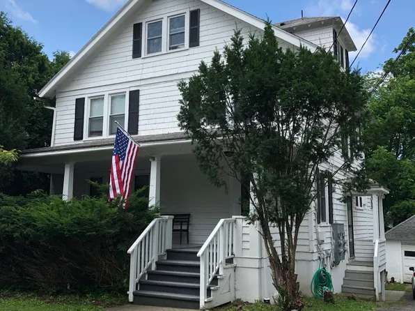 204 Cornell St #3, Ithaca, NY 14850