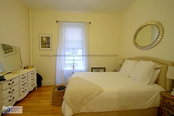 Rented by Metropolitan Property Group | media 3