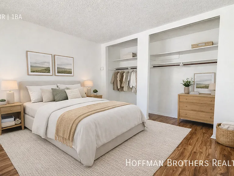 4033 W Sunset Blvd #4 — Photo 3