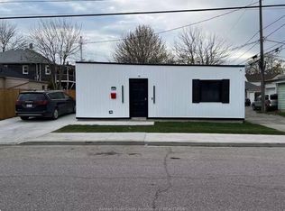 1240 Cataraqui St, Windsor, ON N9A 3N8
