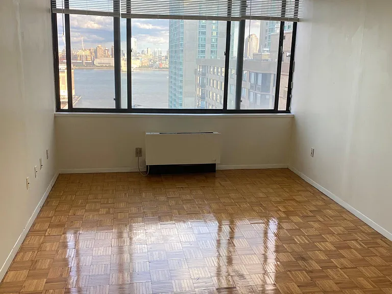 45 River Dr S #2215 — Photo 6