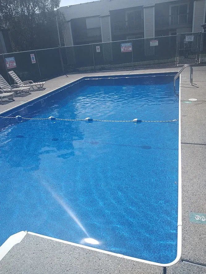 Teal Pointe Apartments — Photo 4