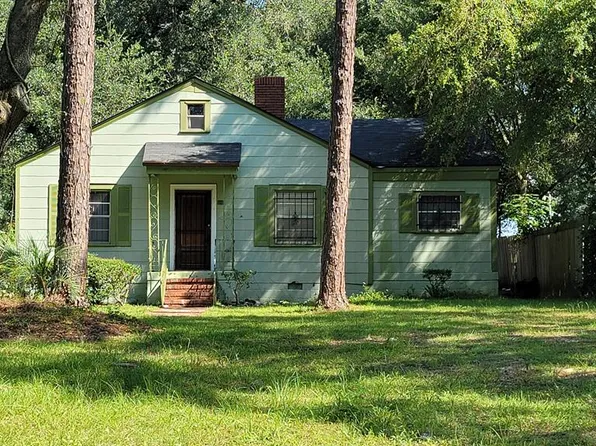 821 Whitney Ave, Albany, GA 31701